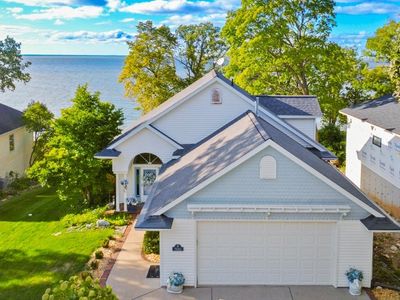 5061 Edgewater Beach Rd