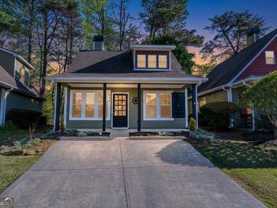 204 Lakeside Dr