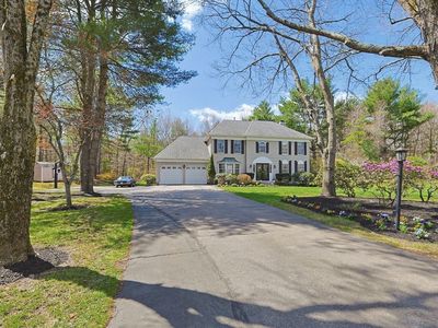 8 Weyman Ln
