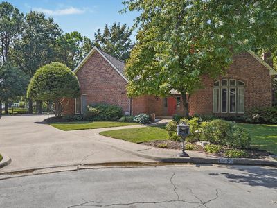 5102 E 104th Pl