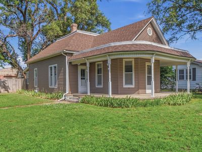 Property at 110 E Main St, Haven, KS