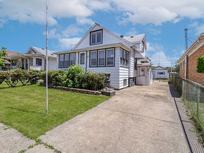609 Greenbay Ave