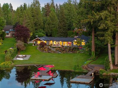 2045 E Beaver Lake Drive SE