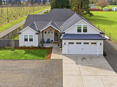 19065 Beaver Ln NE