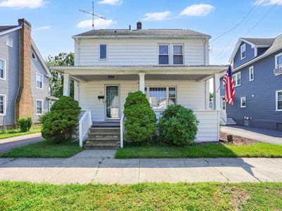 122 Shawmut St