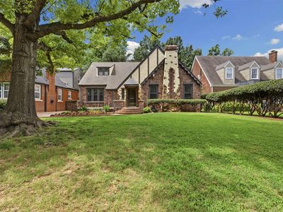 244 NW 34th St