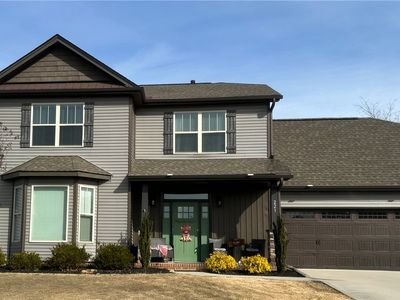 221 Picketts Mill Dr