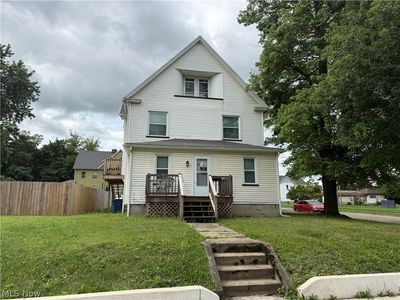 216 Elm St
