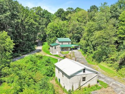 18 Church Ln