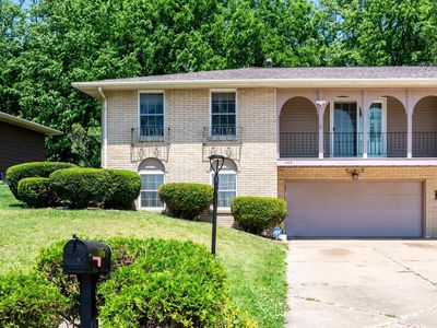 1405 W Daytona Dr