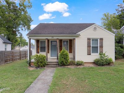 218 Clay St