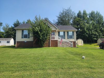 1043 Woodbrier Ln