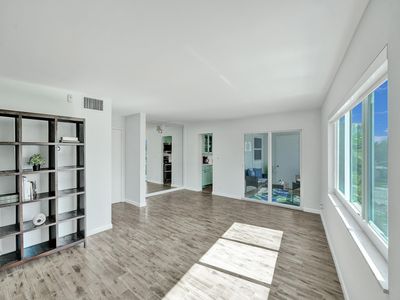 720 Bayshore Drive #302
