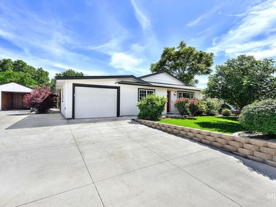 9127 Randolph Dr