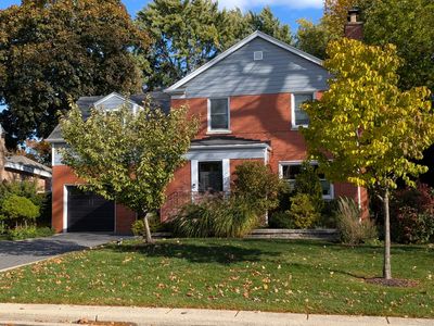 6831 N Kilpatrick Ave