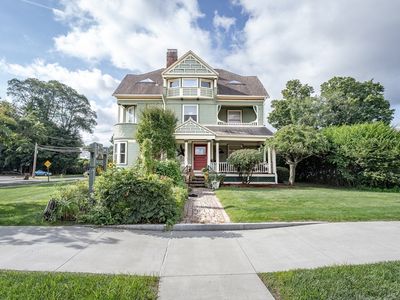 56 Court St