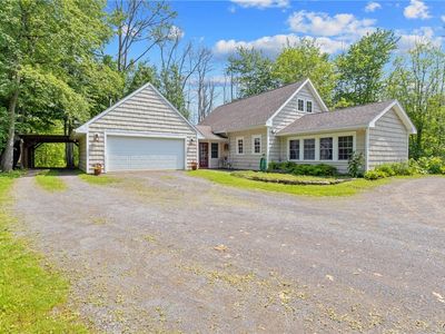 90 Hager Dr