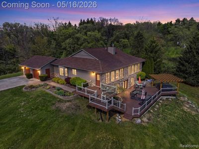 8742 Hyne Rd