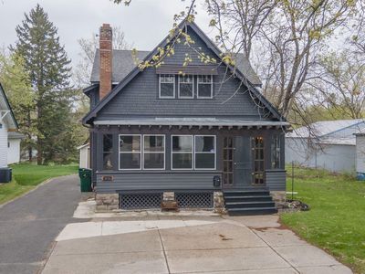 414 W Fulton St