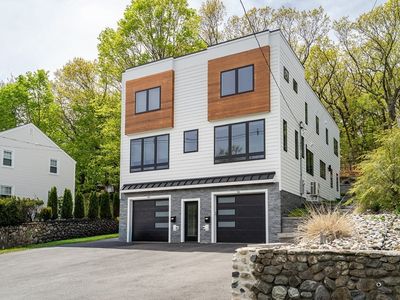 366 Massachusetts Ave #366