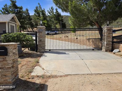 39030 Bouquet Canyon Rd