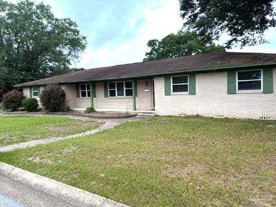 222 W Avery St
