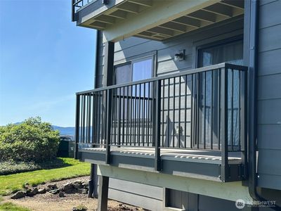 3320 Narrows View NE UNIT 104