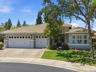 2048 Benton Loop
