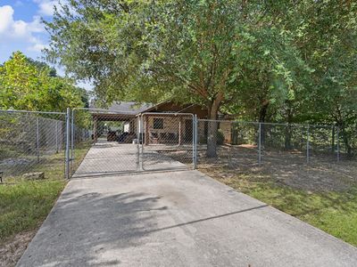 704 Dr Martin Luther King Jr Pl N
