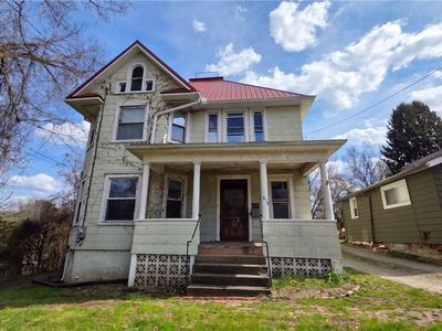 Property at 614 Cutler St, Marietta, OH
