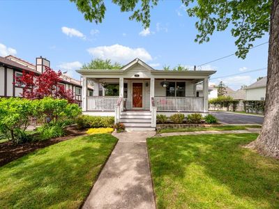 328 Ashland Ave