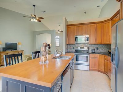 13911 Lake Mahogany Blvd APT 2922