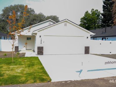 1906 Oregon Ln