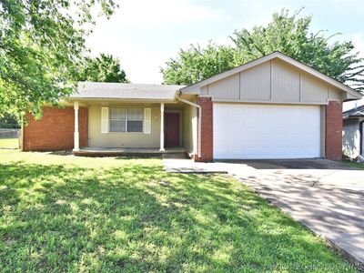 345 W Waco Pl