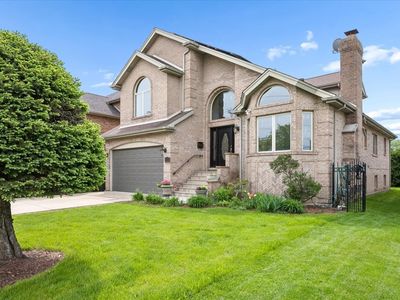 Property at 8317 W Ballard Rd, Niles, IL
