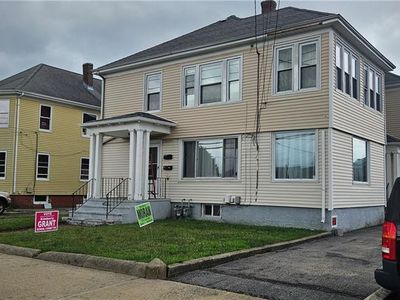 904 Newport Ave