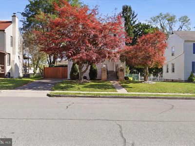 1112 Fairview Rd
