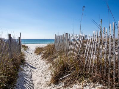 8727 Thomas Dr UNIT E18