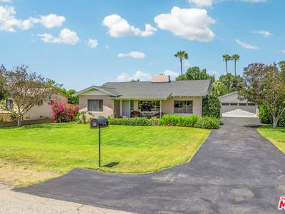 635 Ramona Ave