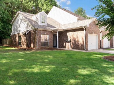 Property at 3529 Savannah Park Ln, Vestavia Hills, AL