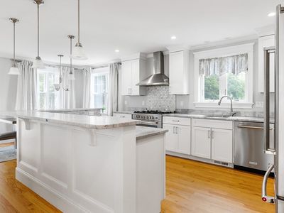 37 Sassamon Ave