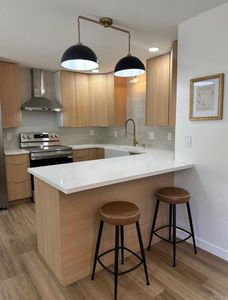 5725 Linda Vista Rd APT 8