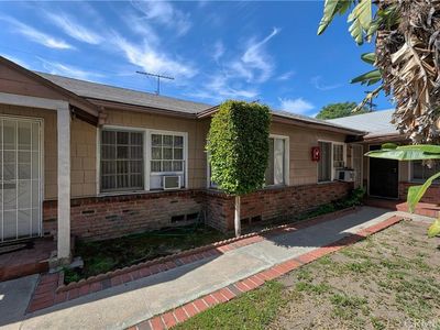 5619 Willowcrest Ave