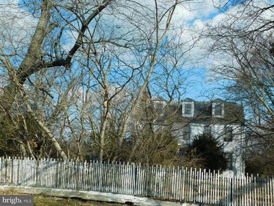 669 Old Summit Bridge Rd