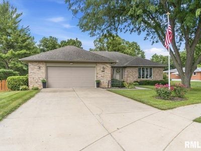 2601 Meadow Pointe Dr