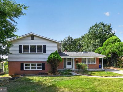 7604 Marietta Ln
