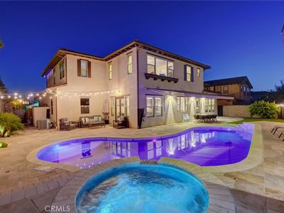 1127 Las Colinas Way