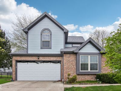1581 Woodside Dr