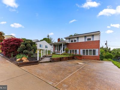3416 Glenside Dr