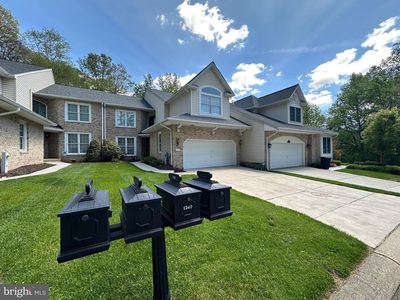 1240 Chateau Green Ct